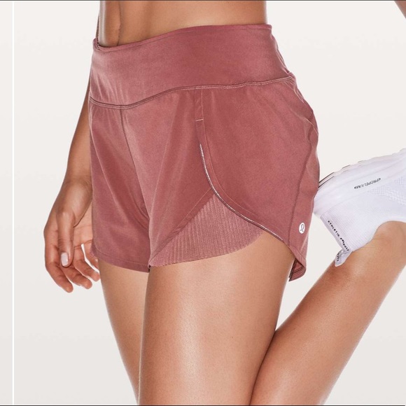 lululemon athletica Pants - ⭐️Lululemon Play Off The Pleats Short 3” Auburn